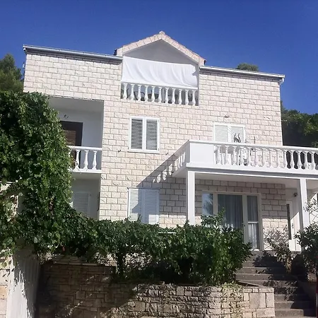 Apartment Zarko Brna