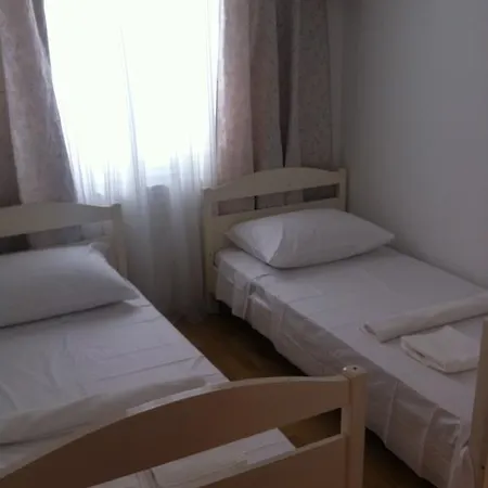 Apartment Zarko Brna